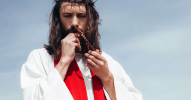 17 Things People Believe Jesus Said But He Never Did